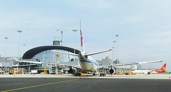 成都机场将改扩建 新增50个停机位3个登机口