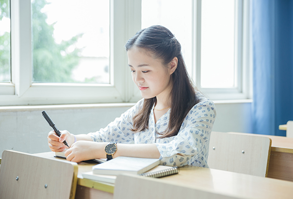 文科200分左右的大学 文科200分左右能考上什么大学