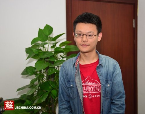 男生一年发表七篇论文“学渣”逆袭成“学霸”