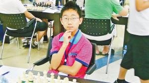 14岁少年获国际象棋世界冠军独自去过四个国家