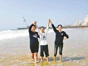 14岁少年获国际象棋世界冠军独自去过四个国家