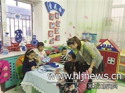 哈尔滨部分幼儿园设小学课程三岁半教小学课文